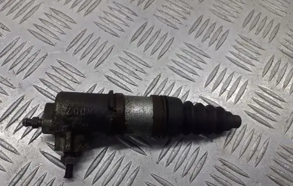 Alfa Romeo 147 Clutch release bearing slave cylinder 