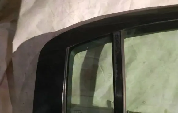 Chrysler Sebring (JS) Rear vent window glass 