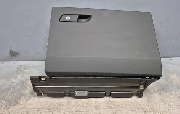 Audi Q5 SQ5 FY Glove box