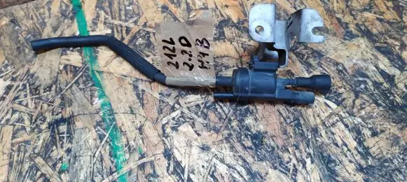 Mercedes-Benz E W212 Valve vacuum 0025407097