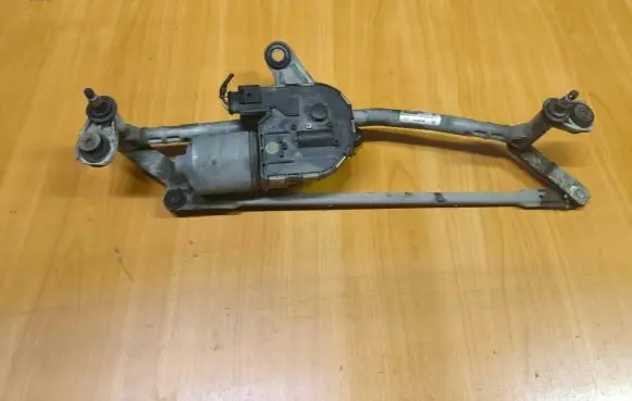 Skoda Superb B6 (3T) Front wiper linkage and motor 3T1955119A