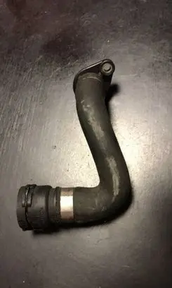 BMW 1 E81 E87 Engine coolant pipe/hose 7501427