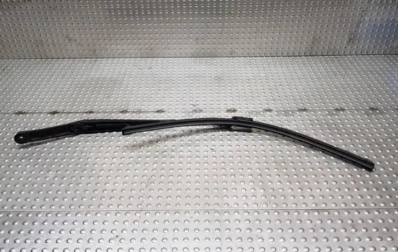 Volkswagen Tiguan Front wiper blade arm S26371062 5NB955409