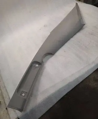 (D)pillar trim (top)