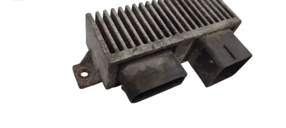 Glow plug pre-heat relay
