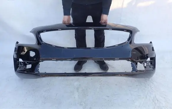 Volvo V60 Front bumper 31323831