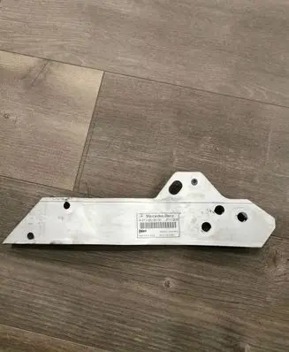 Radiator support slam panel bracket