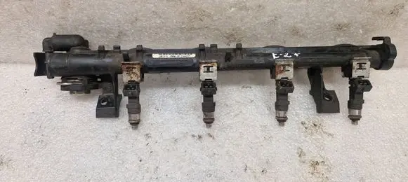 Ford Fiesta Fuel injectors set 8A669H487AC 140124A VP8A6UXB