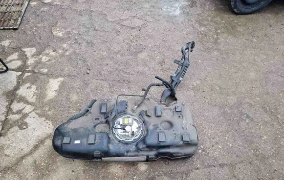 KIA Ceed Fuel tank 31110J7100 33040J7100