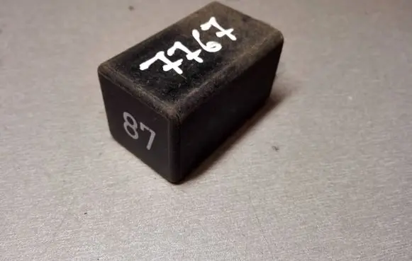 Audi A6 S6 C4 4A Other relay 191957917A 898167