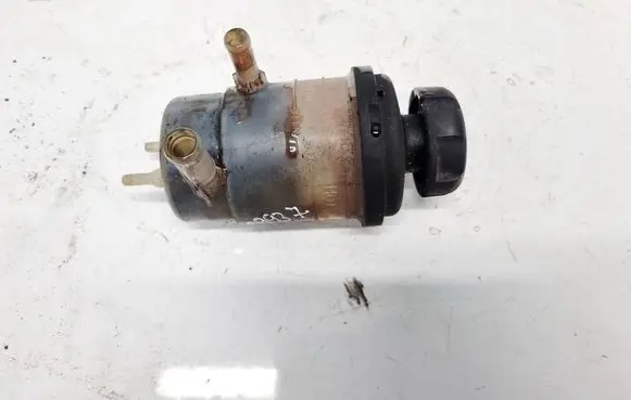 KIA Sorento Power steering fluid tank/reservoir 