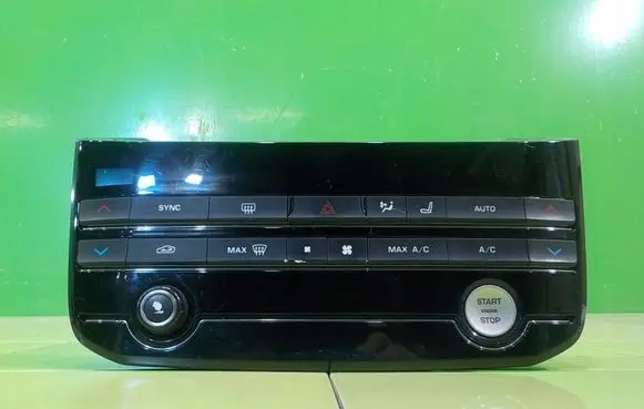 Jaguar XE Other switches/knobs/shifts GX5318C858GE