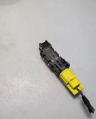 Audi A4 S4 B7 8E 8H Airbag deployment crash/impact sensor 8E0959643B