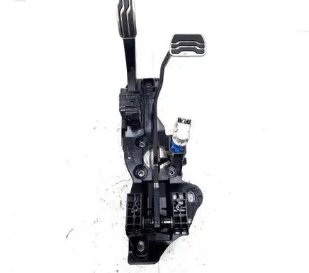 Ford Fusion II Pedal assembly DG9C9F836CA
