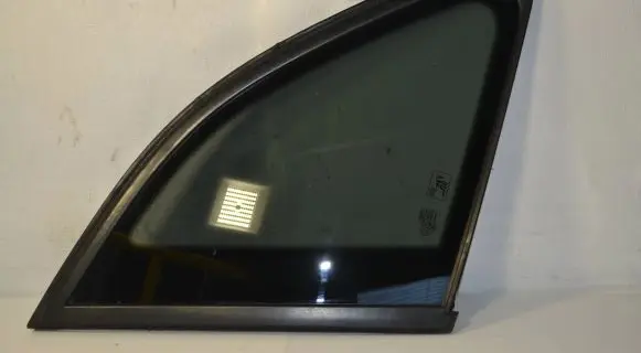 Audi Q5 SQ5 Side middle window/glass 8R0845299Q
