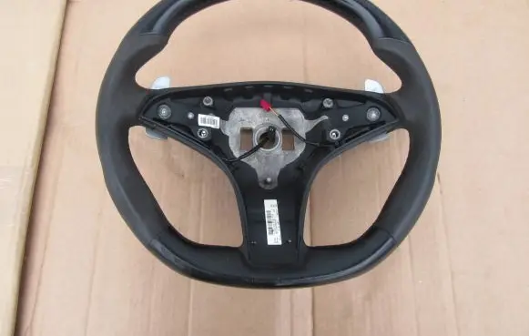 Mercedes-Benz E AMG W212 Steering wheel A2124603303