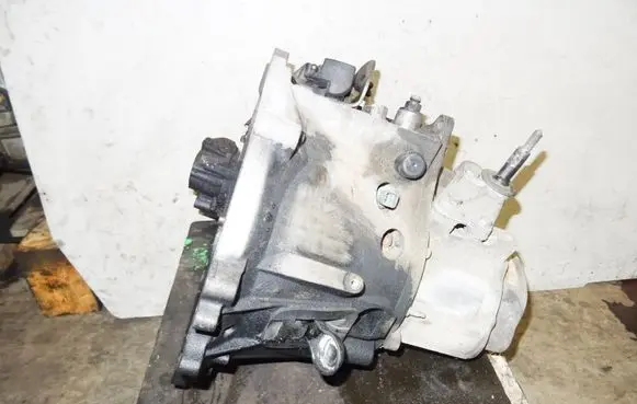 Citroen C4 Grand Picasso Manual 5 speed gearbox 20DP33