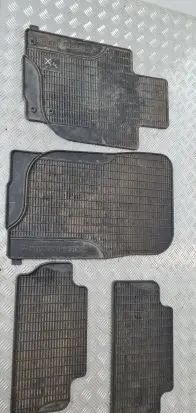 Mitsubishi L200 Car floor mat set 