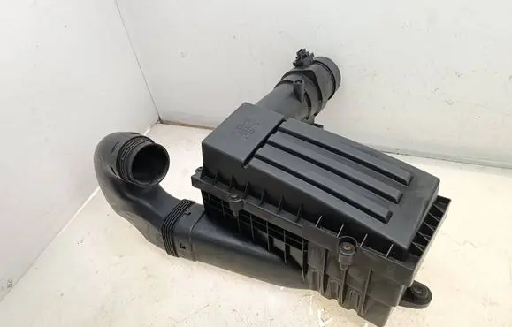 Volkswagen PASSAT CC Air filter box 3C0129601CD 3C0129607BG 3C0129601