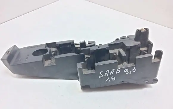 Saab 9-3 Ver2 Relay mounting block 24437468