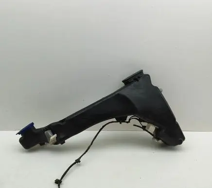 Mercedes-Benz GLE W167 Windshield washer fluid reservoir/tank A1678690000