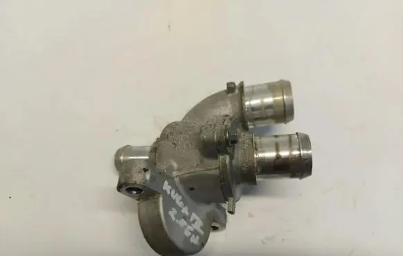 Ford Kuga III Thermostat housing LX6E-8K528-AB