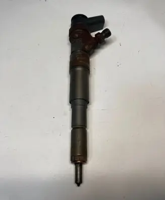 BMW 5 E60 E61 Fuel injector 0445110209 7794435