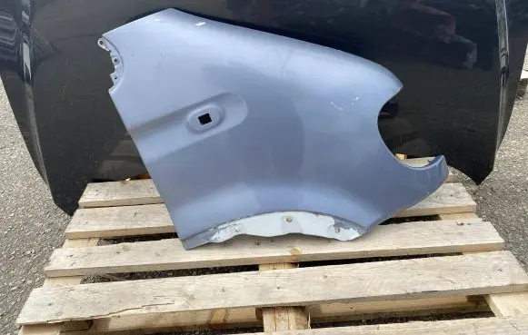 Renault Master II Fender