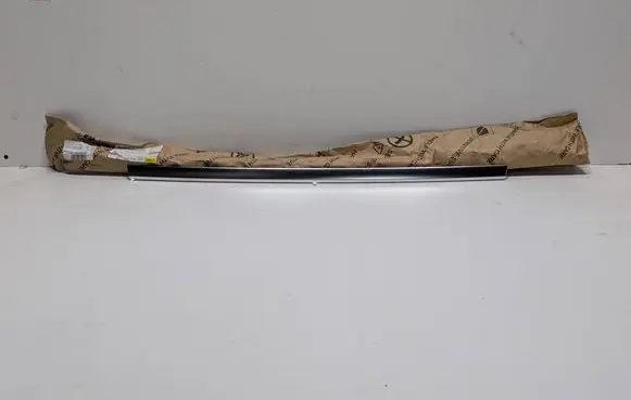 Audi Q7 4M Rear window tailgate spoiler 4M0853927 706026085