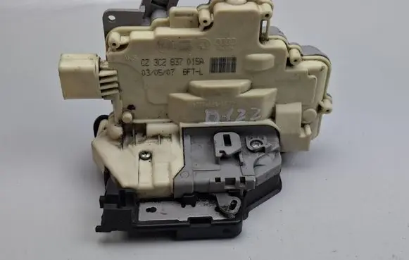Audi Q7 4L Front door lock 3C2837015A