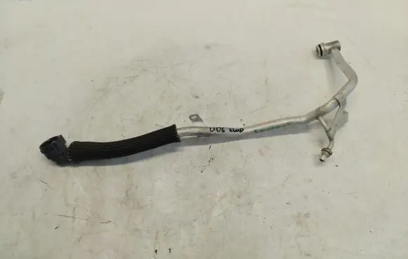 Engine coolant pipe/hose