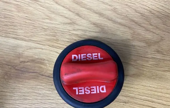 Mercedes-Benz B W245 Fuel tank cap A2204700705 22017007