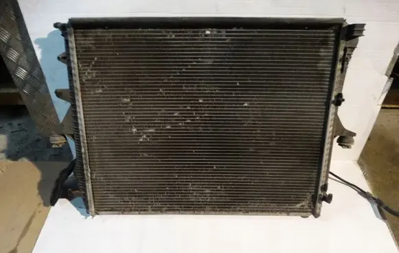Mercedes-Benz A W177 Coolant radiator 7L6121253A7L6