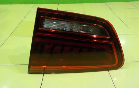 Seat Alhambra (Mk2) Rear/tail lights 7N5945308A