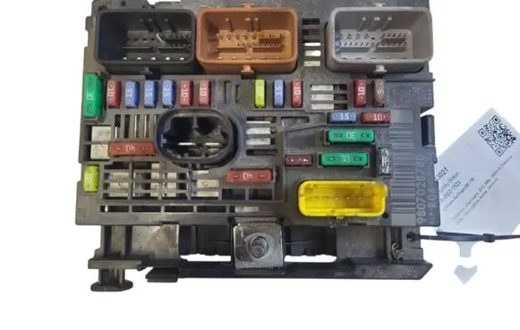Citroen Berlingo Fuse module 9807028780 9636079380