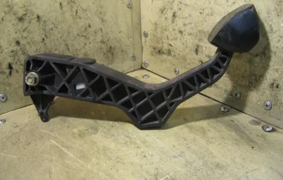 Clutch pedal