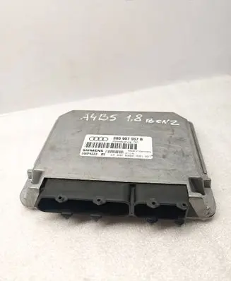 Audi A4 S4 B5 8D Engine control unit/module 3B0907557B