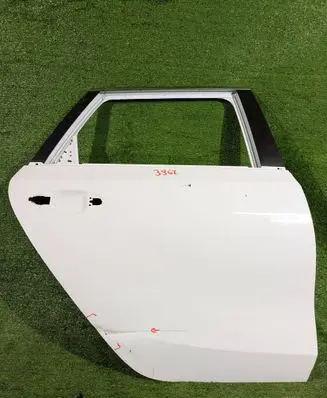 KIA Ceed Rear door 