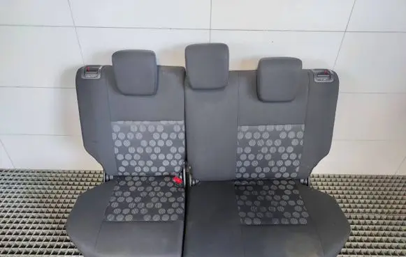 Suzuki Splash Second row seats 