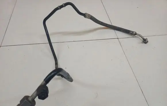 Audi A8 S8 D3 4E Air conditioning (A/C) pipe/hose 