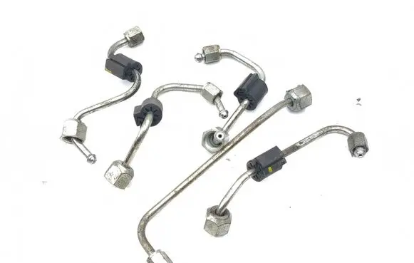 Jeep Cherokee Fuel line pipe 