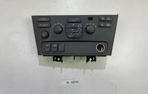 Volvo V70 Climate control unit 9452368 M6E39900030