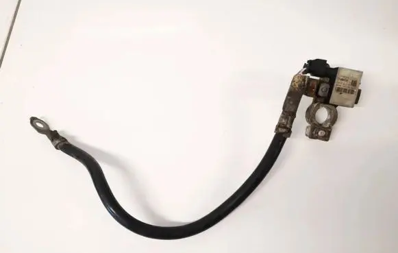 Ford Focus Positive cable (battery) av6n10c679bb