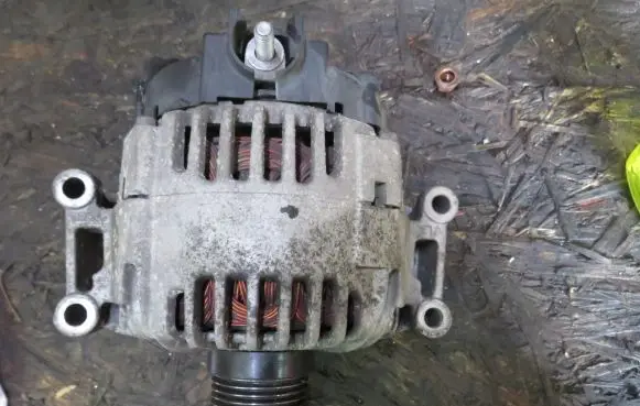 Mercedes-Benz C W204 Generator/alternator A0009060401