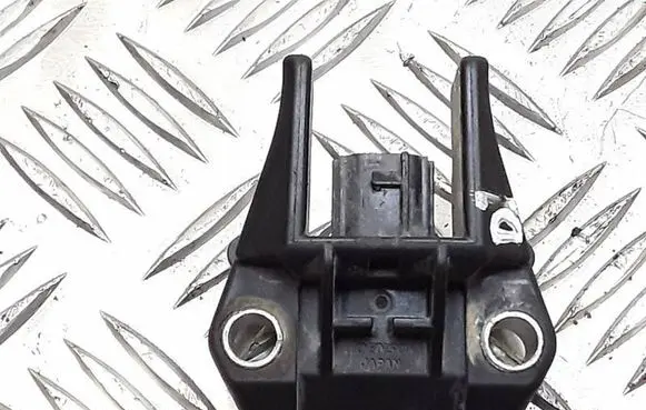 Subaru Legacy Airbag deployment crash/impact sensor 98231AG020