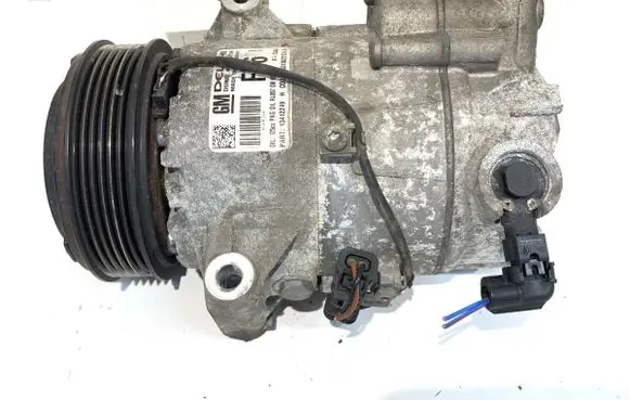 Opel Zafira C Air conditioning (A/C) compressor (pump) 13412249