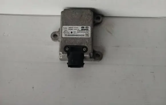Hyundai Tucson JM ESP acceleration yaw rate sensor 956901F300 BG68103400 A2C53094250