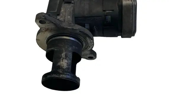 Mercedes-Benz E W211 EGR valve A646140 151963