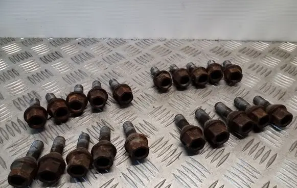Peugeot Boxer Nuts/bolts 