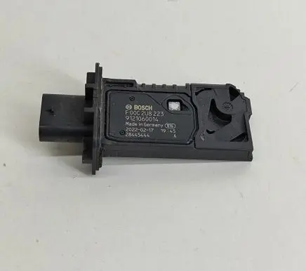 Hyundai Tucson IV NX4 Mass air flow meter 9121060014